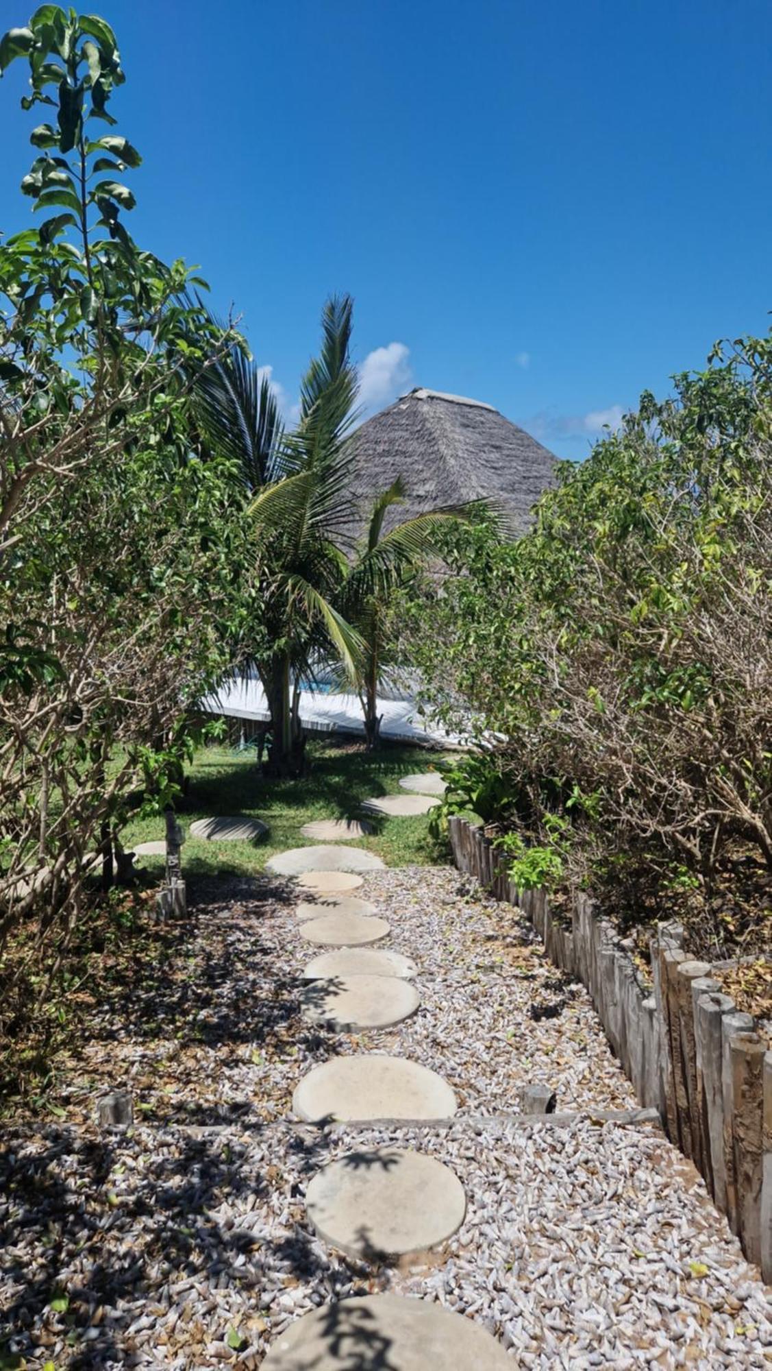 Mar-Me-Quer, Eco Beach Retreat Inhambane Exterior photo